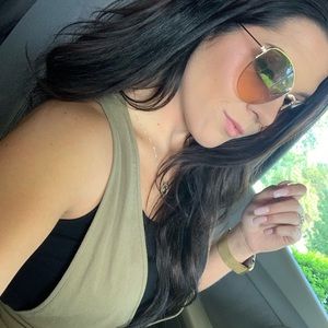 Meet your Posher, Bailey